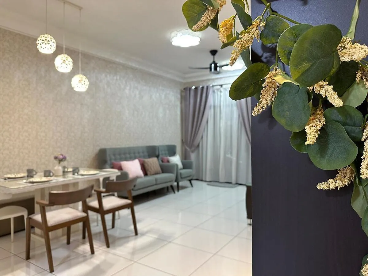 The Platino 6 To 8Pax 2 Carpark With Nextflix 5Min To Paradigm Johor Bahru Apartment